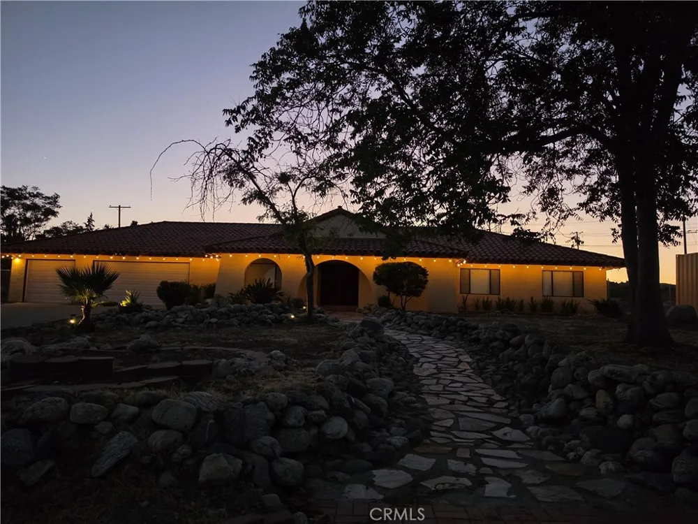 295 Summit Drive Banning, CA 92220