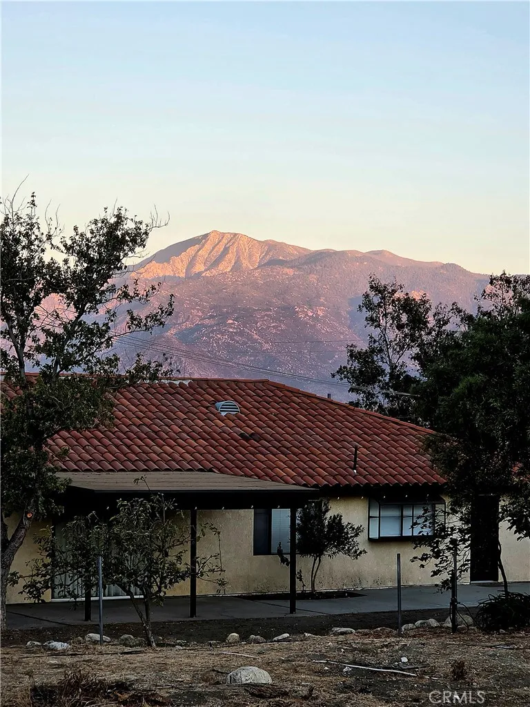 295 Summit Drive Banning, CA 92220