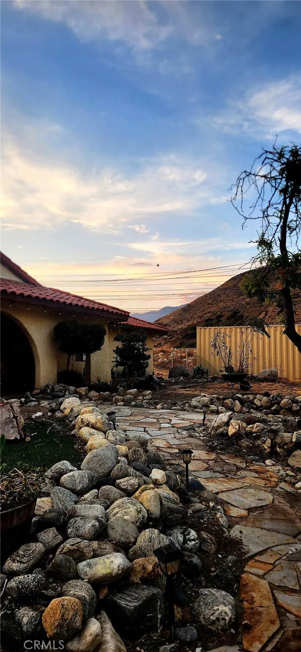 295 Summit Drive Banning, CA 92220