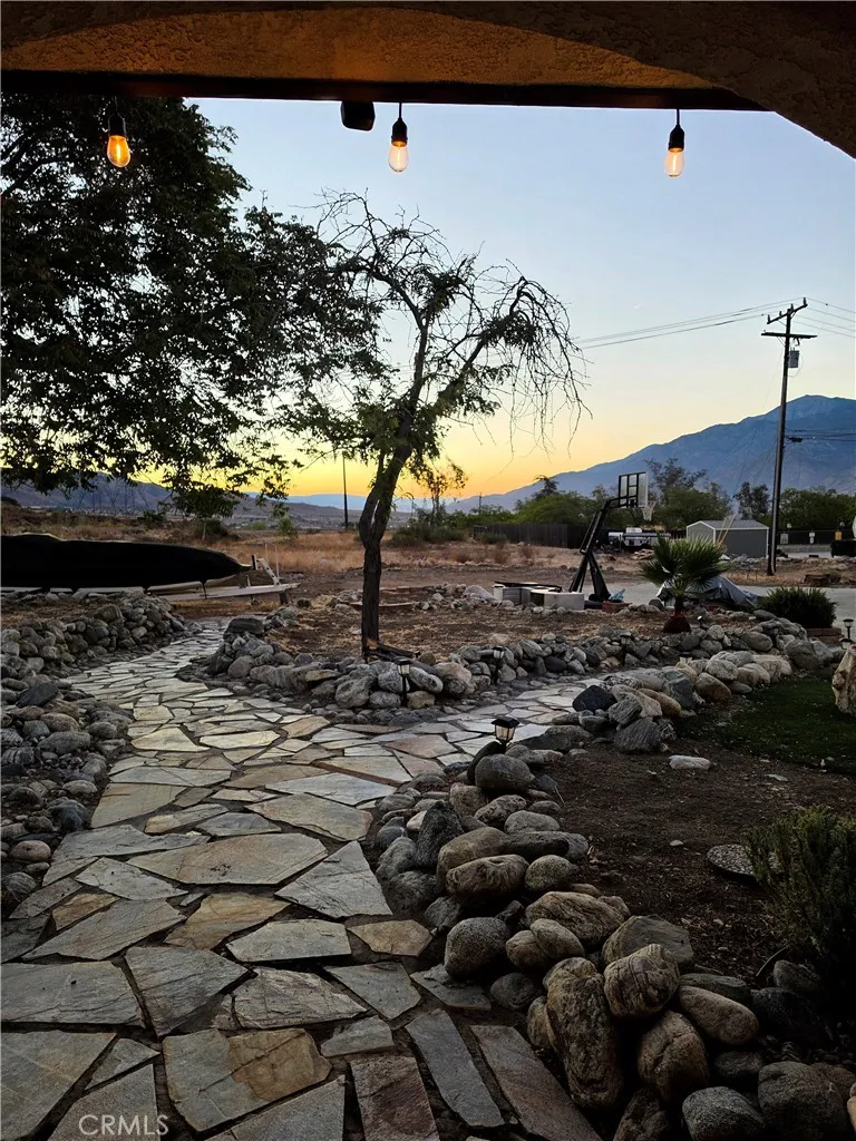 295 Summit Drive Banning, CA 92220