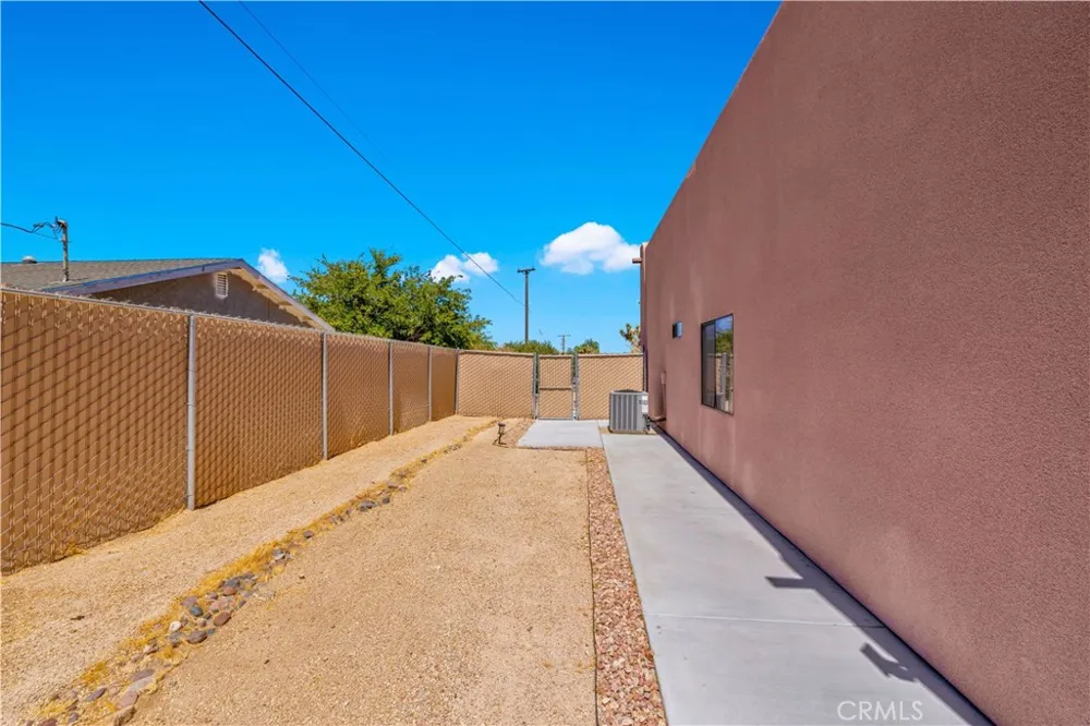 58055 Desert Gold Drive Yucca Valley, CA 92284