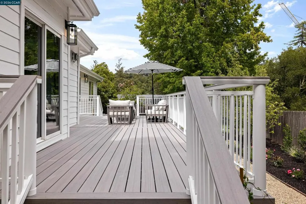 27 Stanton Ave Orinda, CA 94563