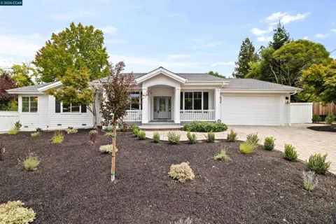 27 Stanton Ave
