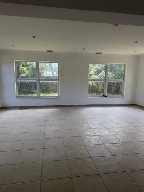 1130 NE 4TH STREET Pompano Beach, FL 33060
