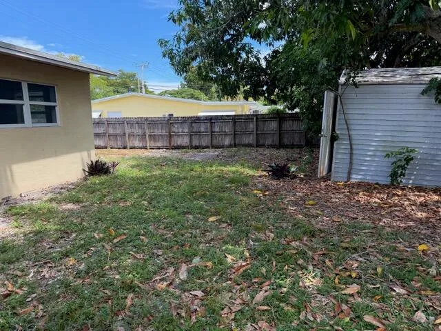 1130 NE 4TH STREET Pompano Beach, FL 33060
