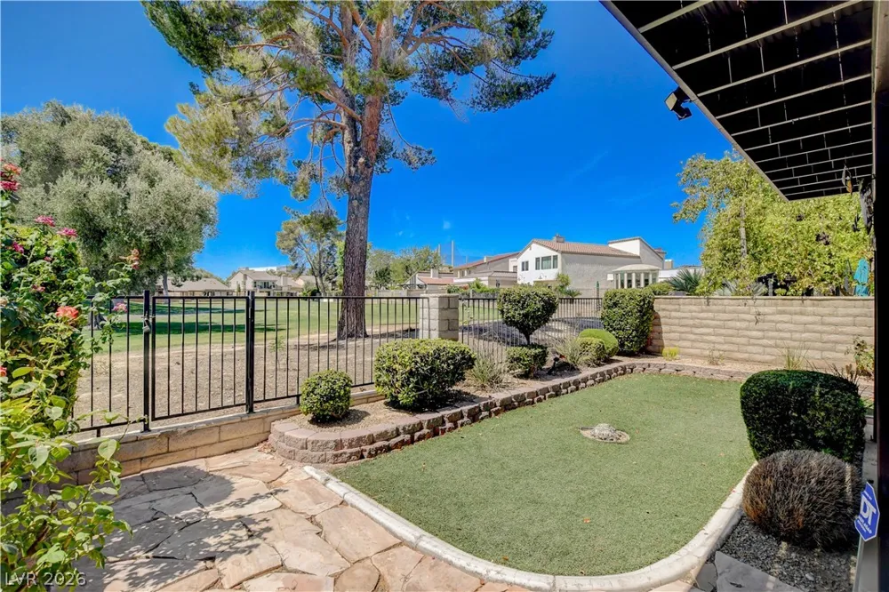 3200 Bel Air Drive Las Vegas, NV 89109