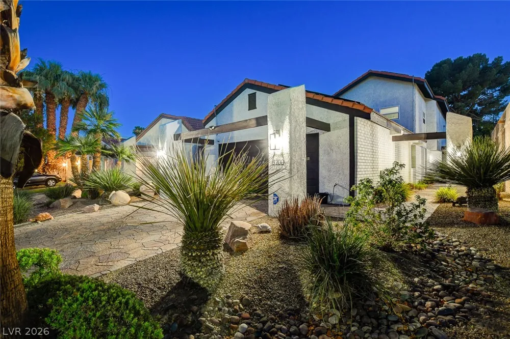 3200 Bel Air Drive Las Vegas, NV 89109