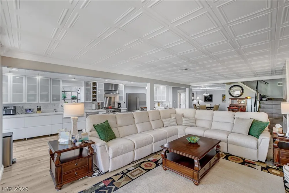 3200 Bel Air Drive Las Vegas, NV 89109