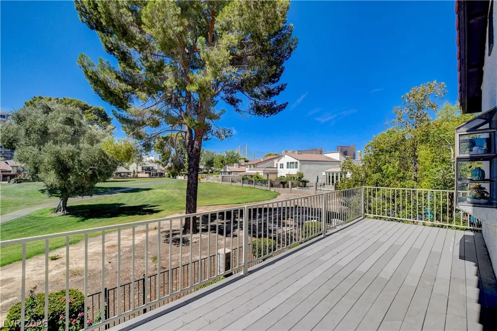 3200 Bel Air Drive Las Vegas, NV 89109