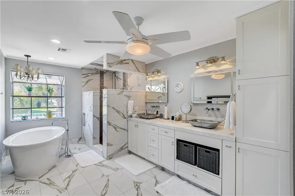 3200 Bel Air Drive Las Vegas, NV 89109