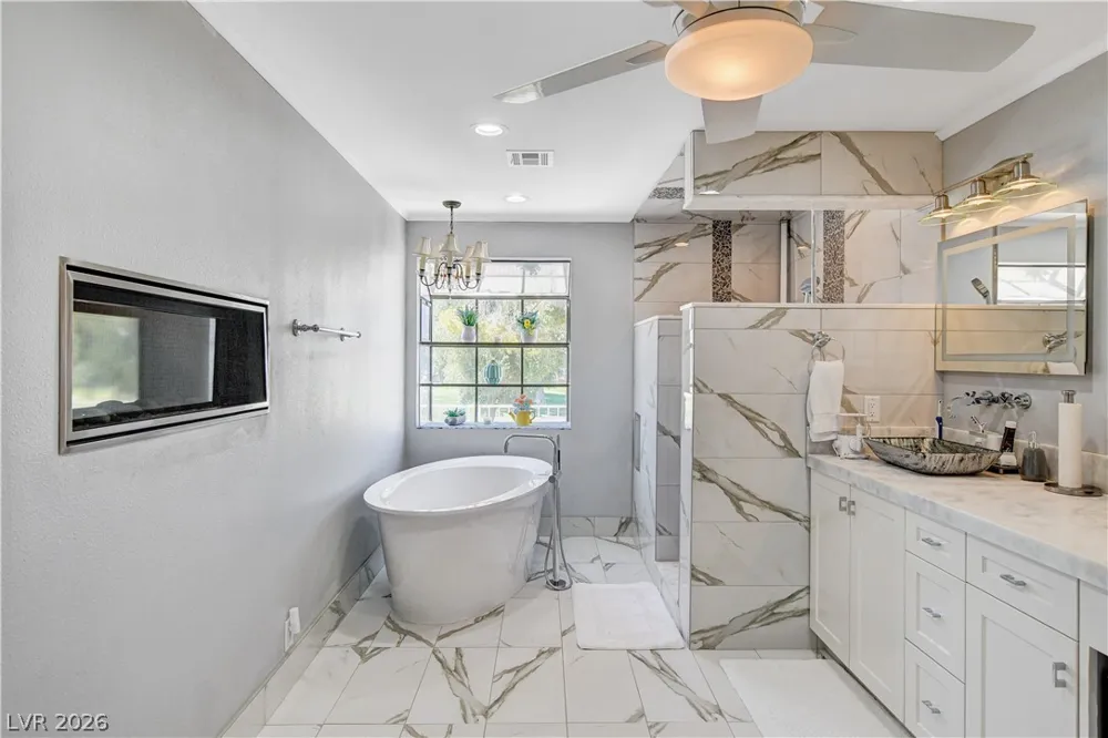 3200 Bel Air Drive Las Vegas, NV 89109