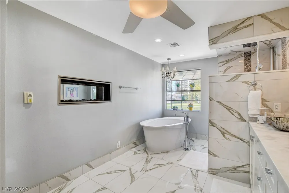 3200 Bel Air Drive Las Vegas, NV 89109