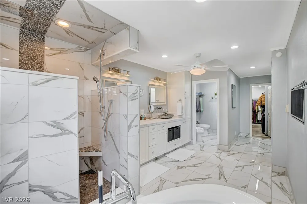 3200 Bel Air Drive Las Vegas, NV 89109
