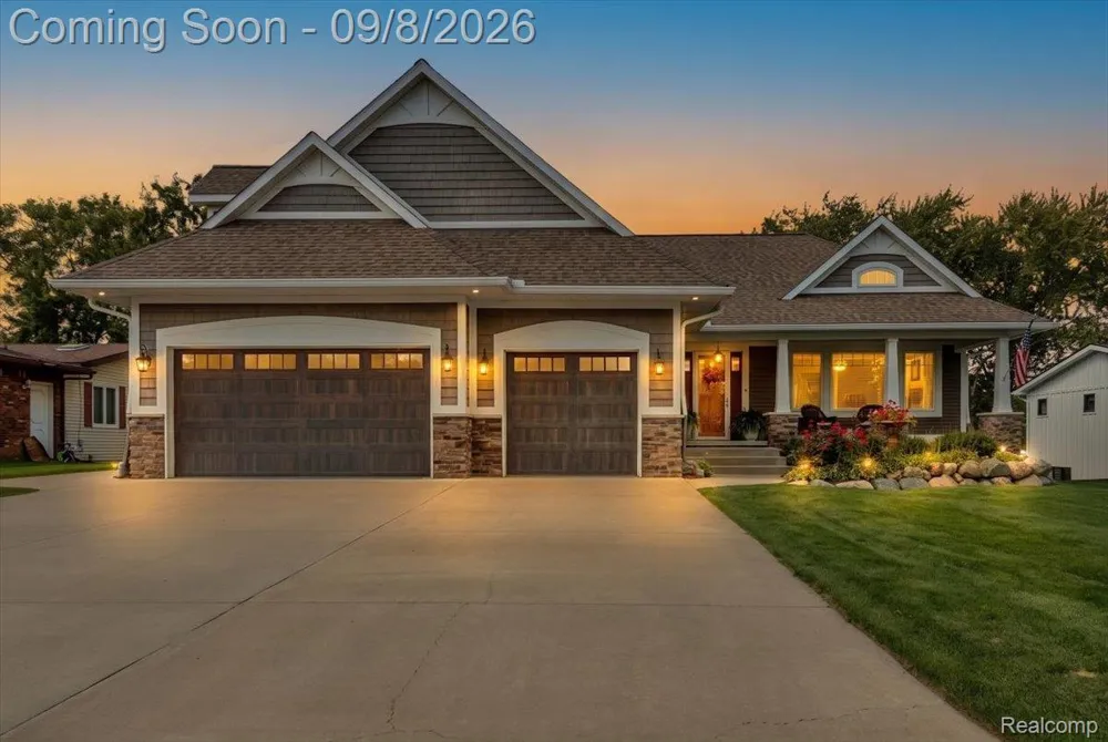 16128 Silvercrest Drive Fenton City, MI 48430