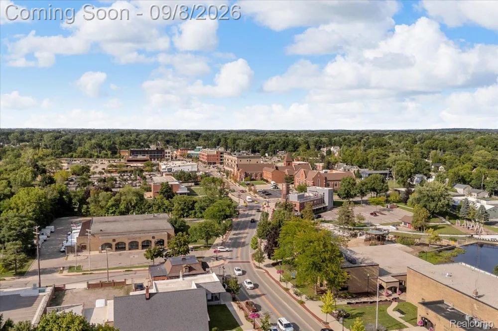 16128 Silvercrest Drive Fenton City, MI 48430