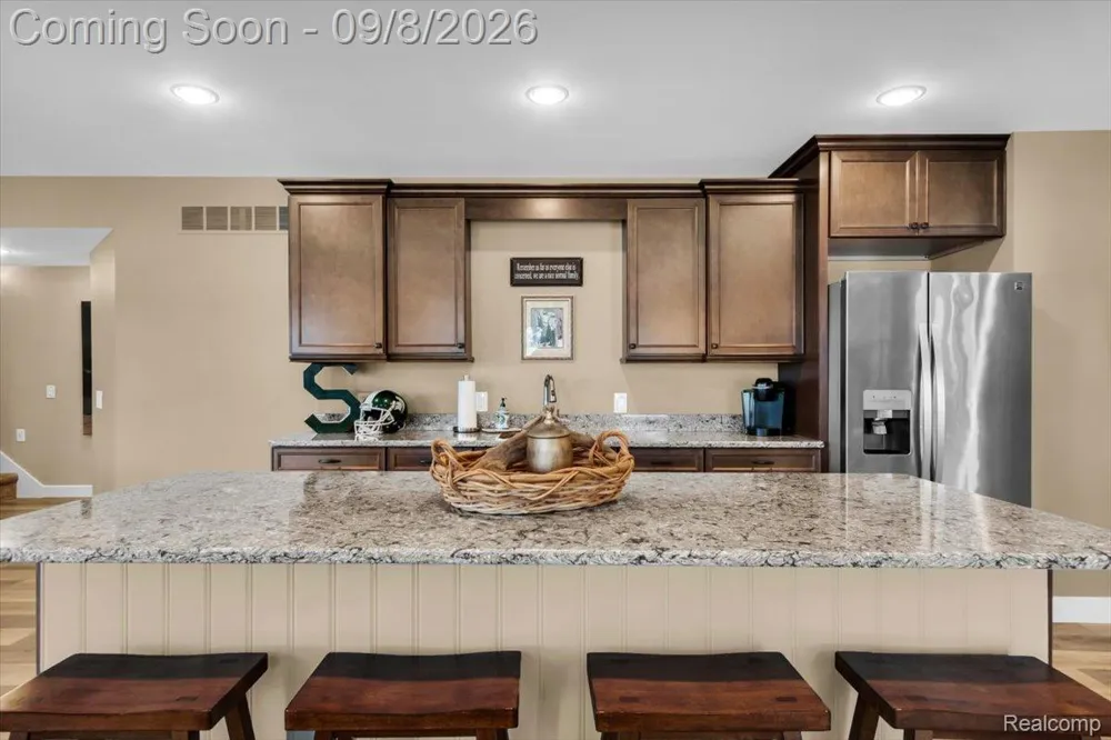 16128 Silvercrest Drive Fenton City, MI 48430