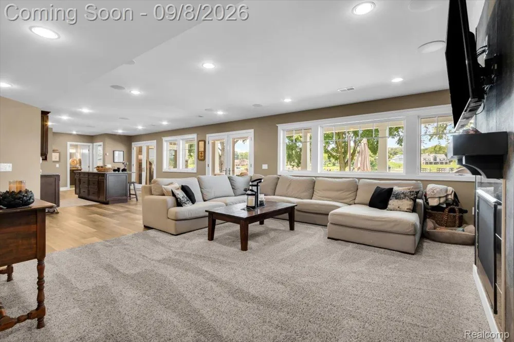16128 Silvercrest Drive Fenton City, MI 48430