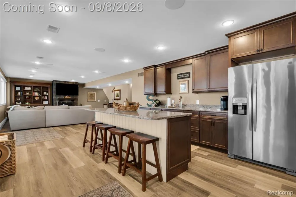 16128 Silvercrest Drive Fenton City, MI 48430