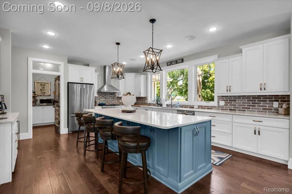 16128 Silvercrest Drive Fenton City, MI 48430
