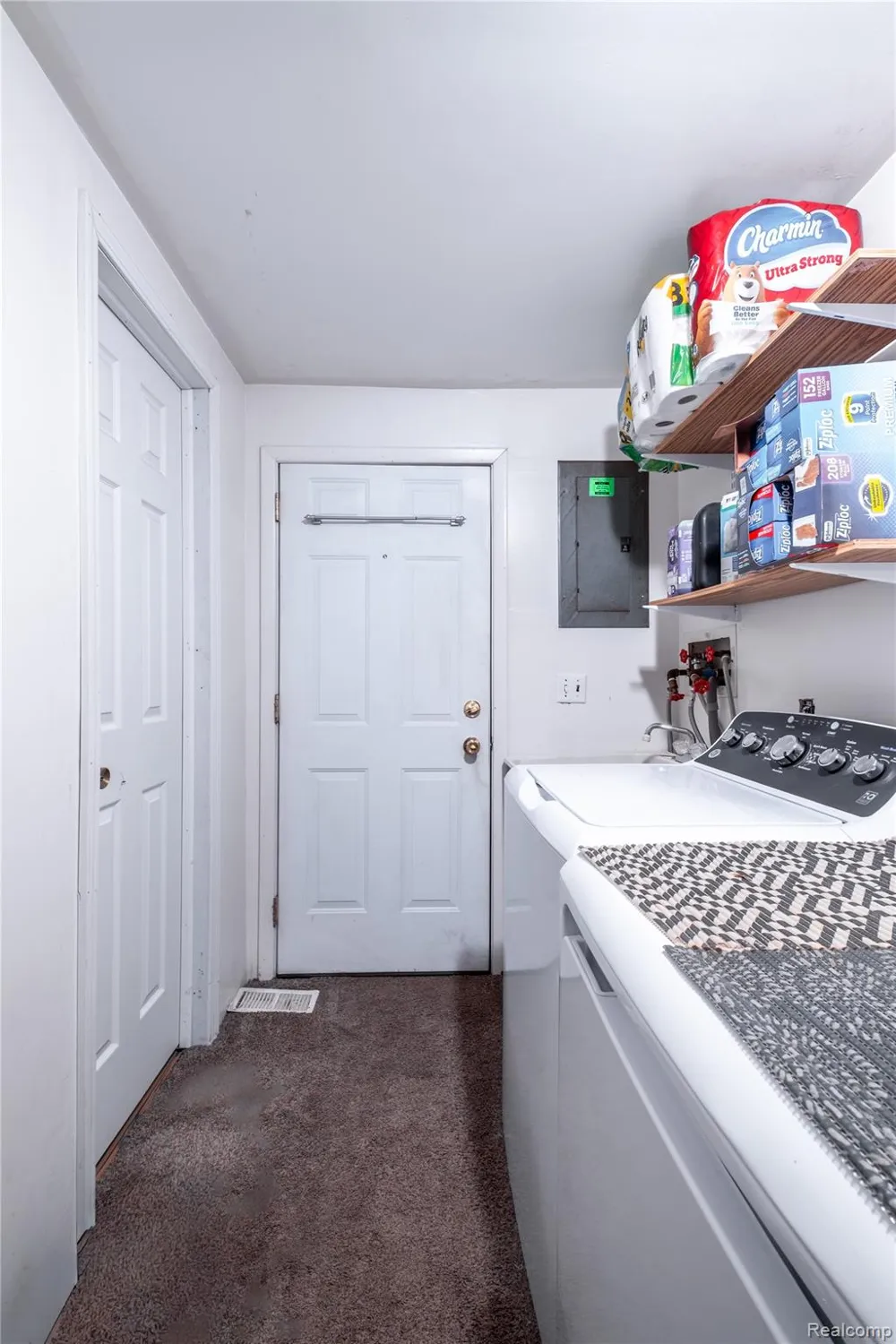 535 Snyder Road Highland Charter Township, MI 48357