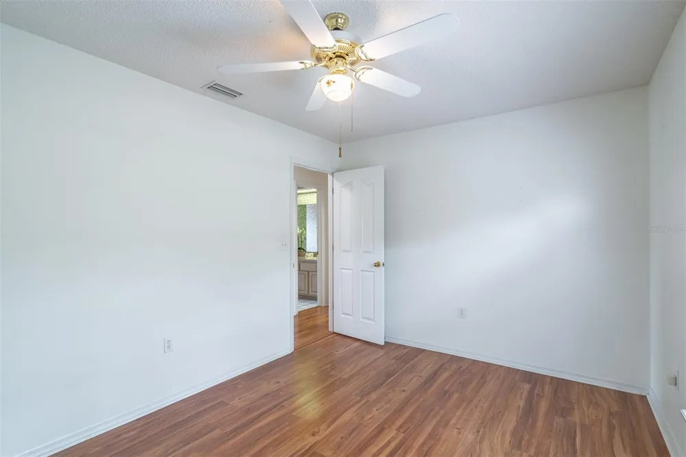 2366 SALEM DRIVE Deltona, FL 32738