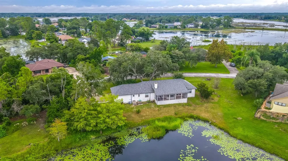 2366 SALEM DRIVE Deltona, FL 32738