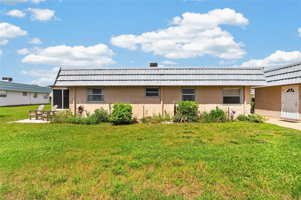 1802 BEDFORD TERRACE #180 Sun City Center, FL 33573