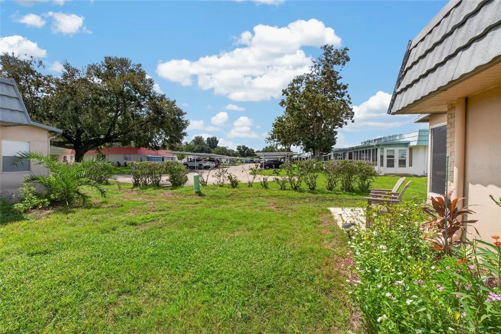 1802 BEDFORD TERRACE #180 Sun City Center, FL 33573