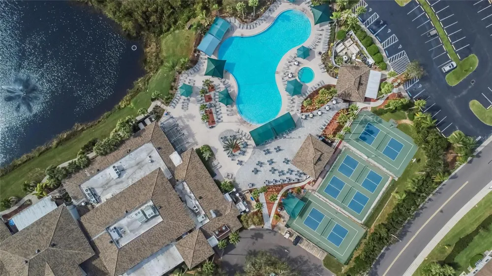 1802 BEDFORD TERRACE #180 Sun City Center, FL 33573