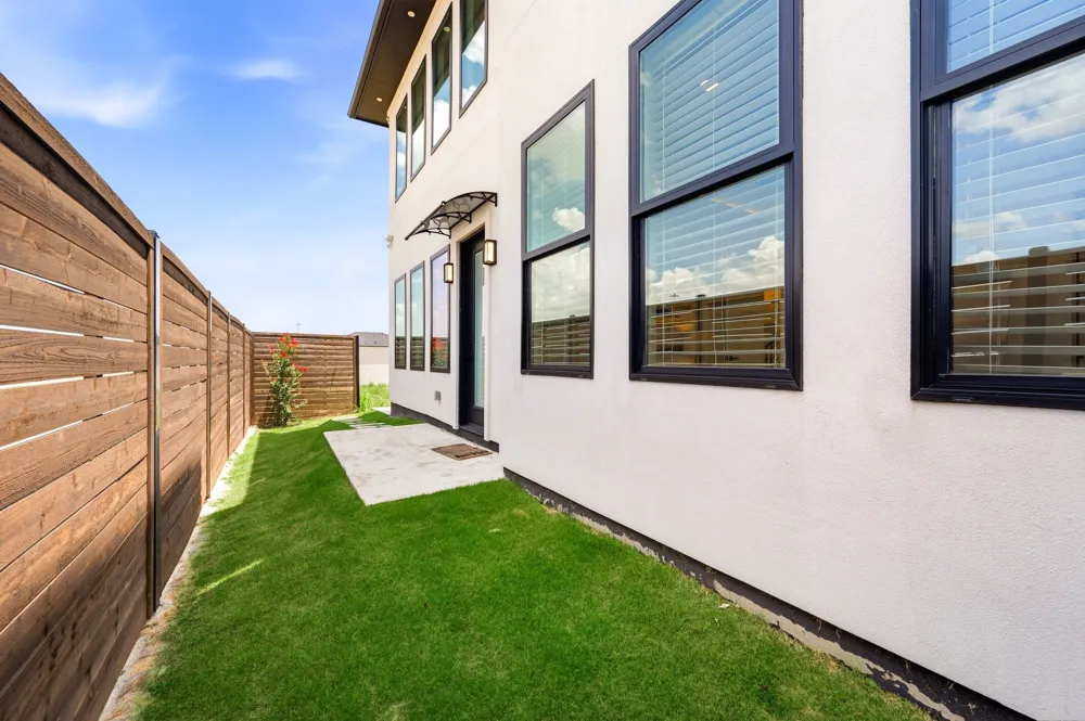 4109 Khawlah Nafal Court Irving, TX 75038