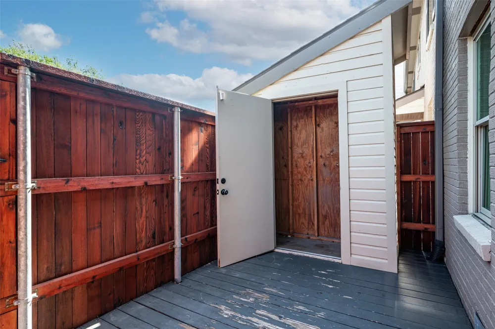 6420 Bordeaux Avenue Dallas, TX 75209