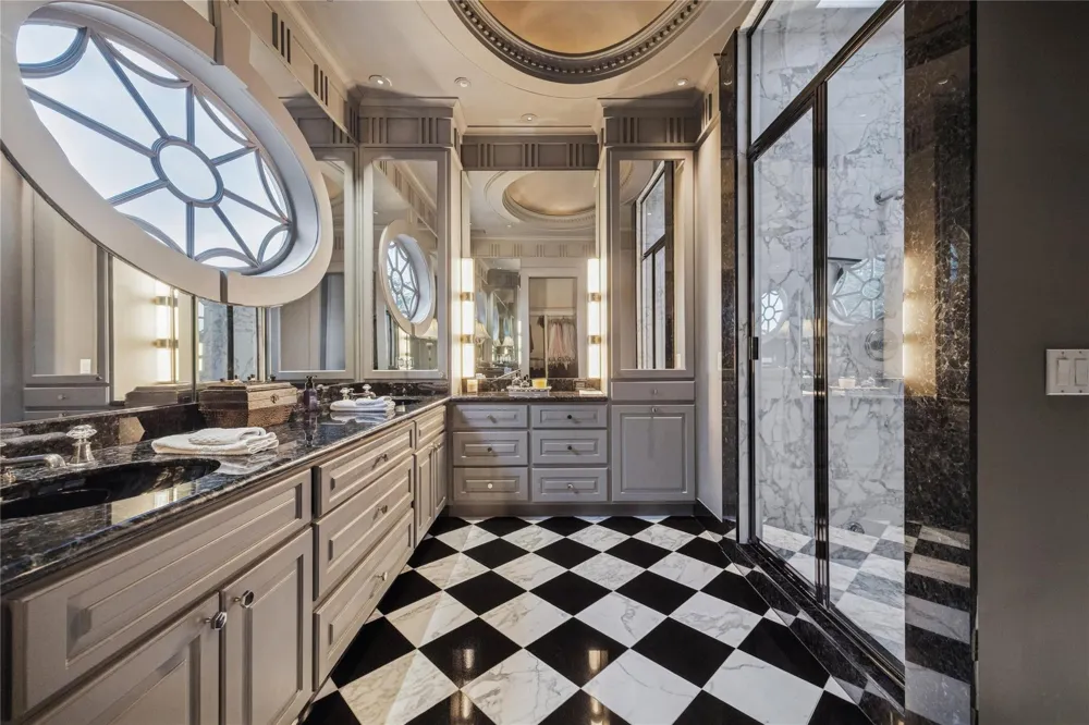 20 Sunset Boulevard Houston, TX 77005