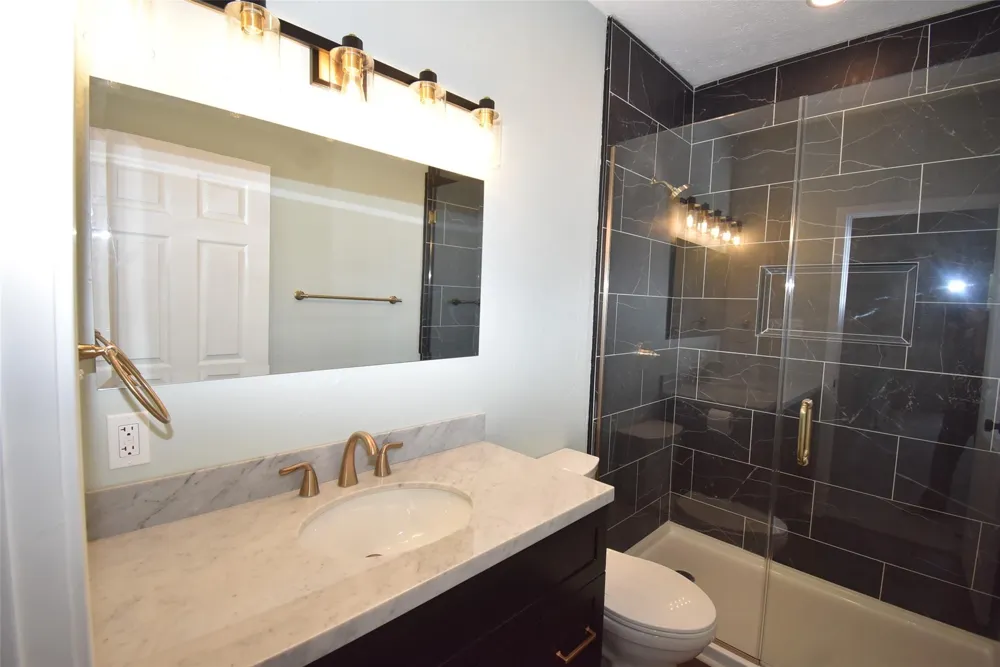 3205 Avenue K Bay City, TX 77414