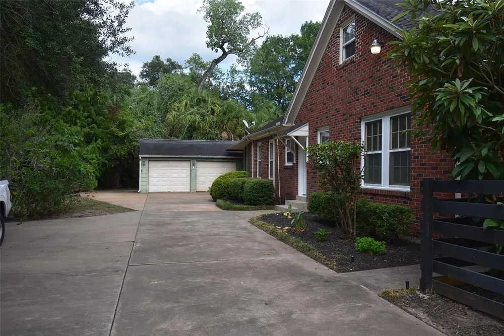 3205 Avenue K Bay City, TX 77414