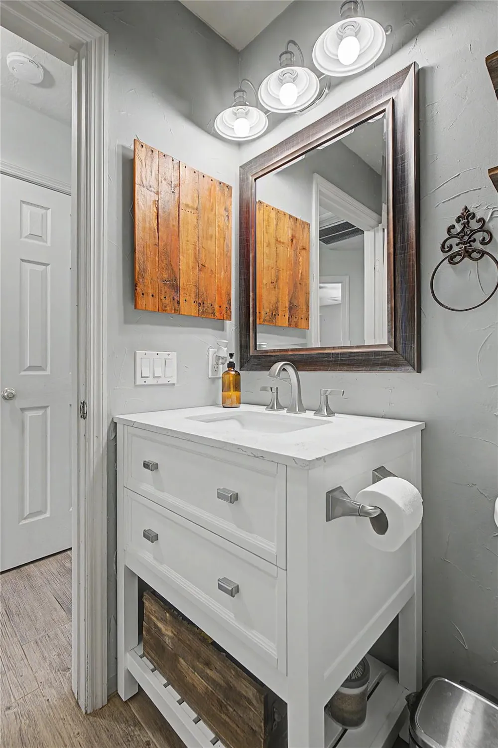 59 Laughing Brook Court The Woodlands, TX 77380
