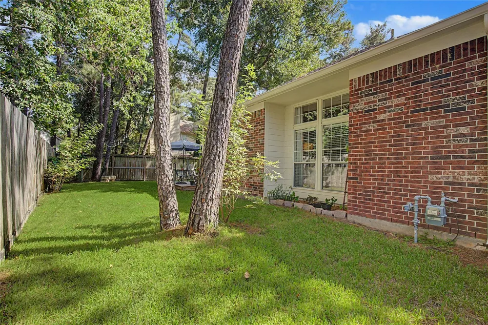 59 Laughing Brook Court The Woodlands, TX 77380
