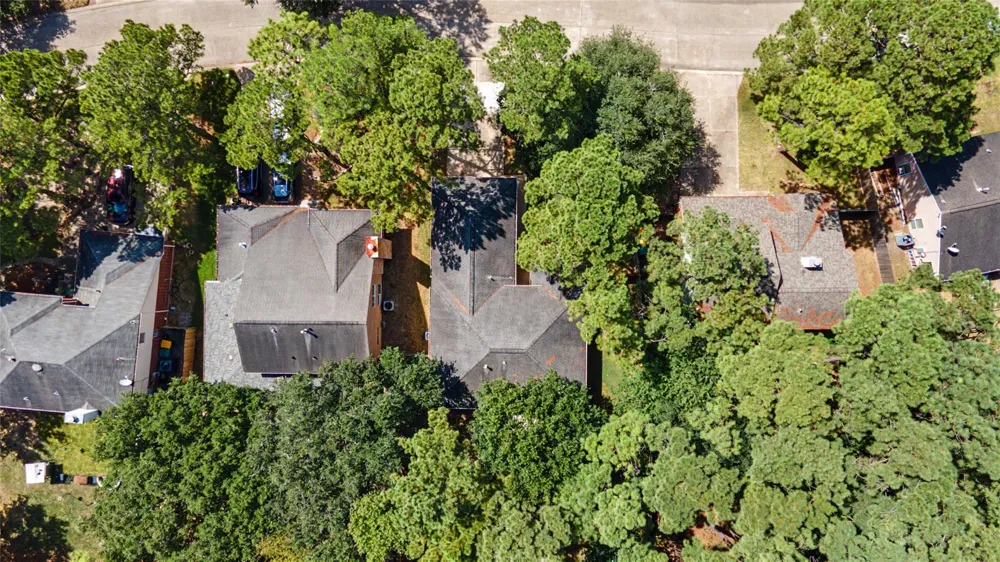 59 Laughing Brook Court The Woodlands, TX 77380