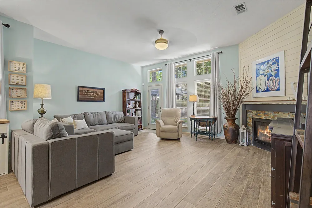 59 Laughing Brook Court The Woodlands, TX 77380