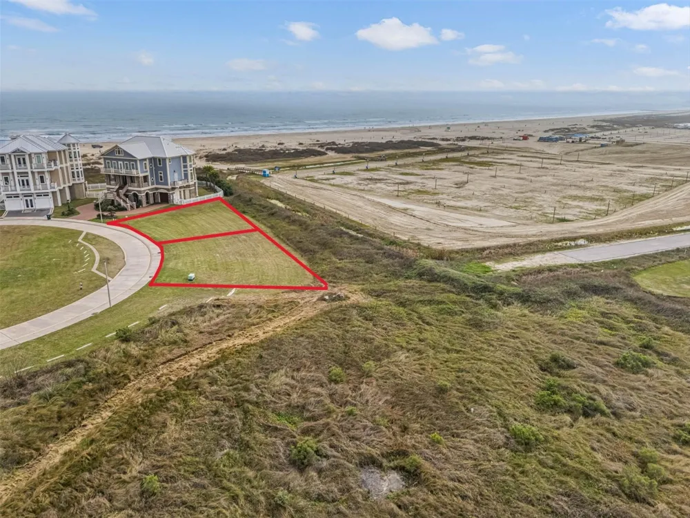 49 Grand Beach Boulevard Galveston, TX 77550