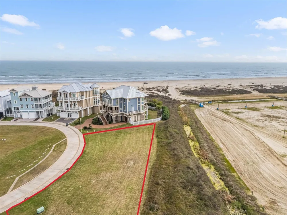 49 Grand Beach Boulevard Galveston, TX 77550