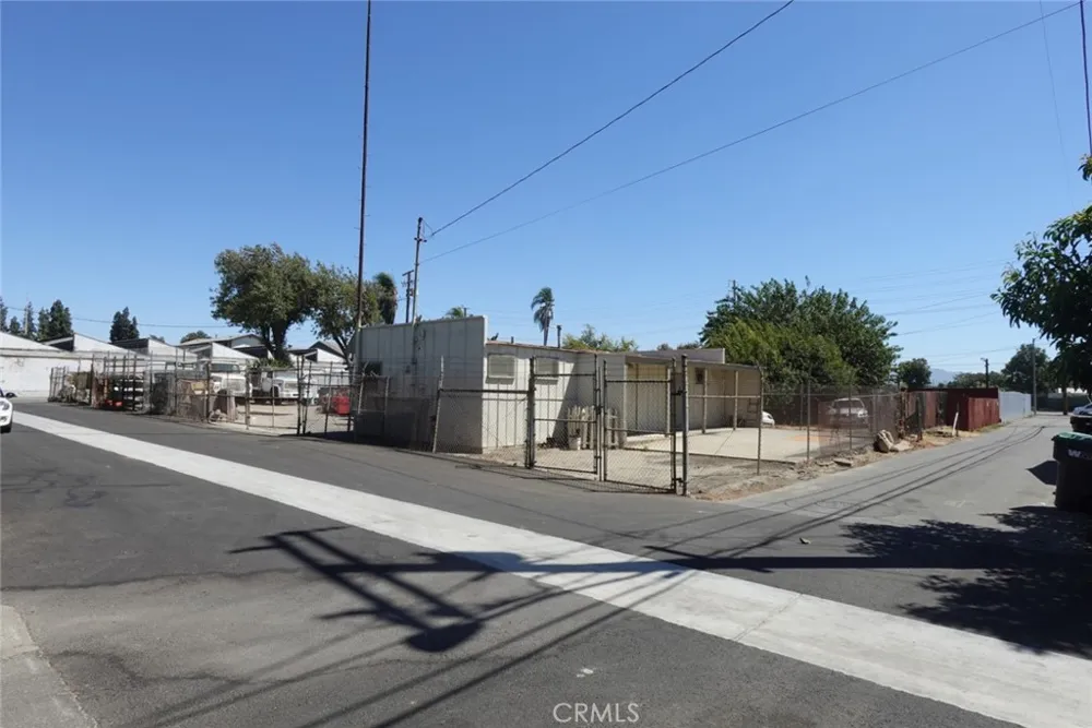 13248 5th Chino, CA 91710