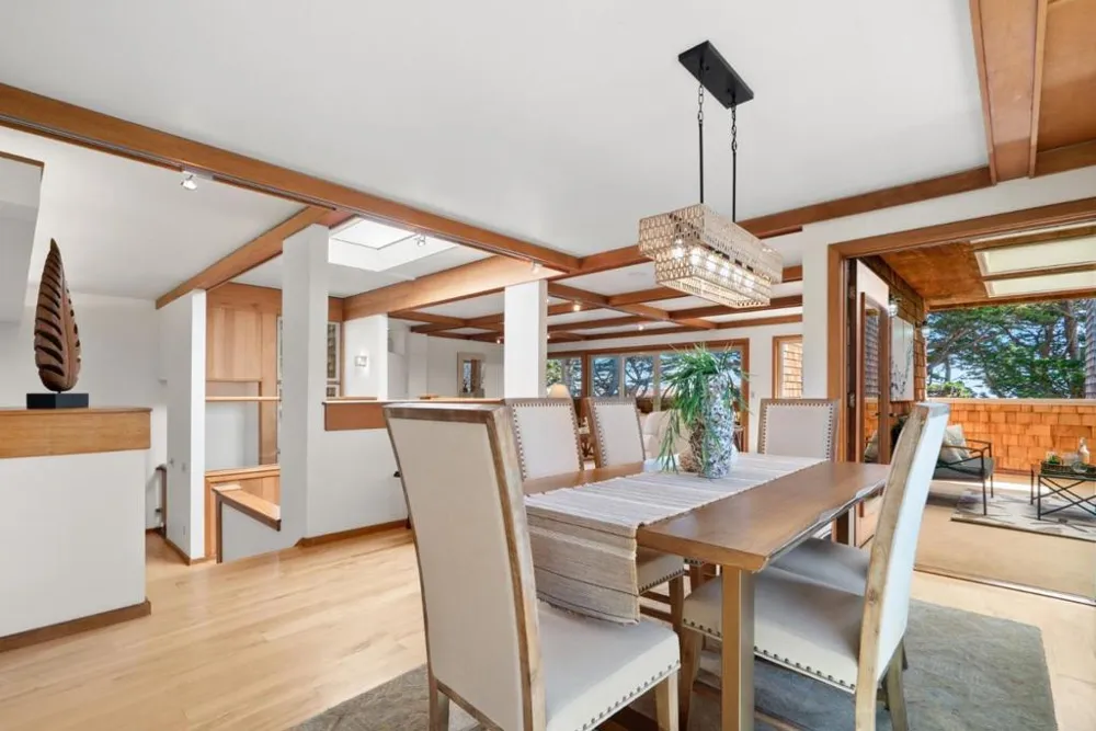 22650 E Cliff Drive Santa Cruz, CA 95062