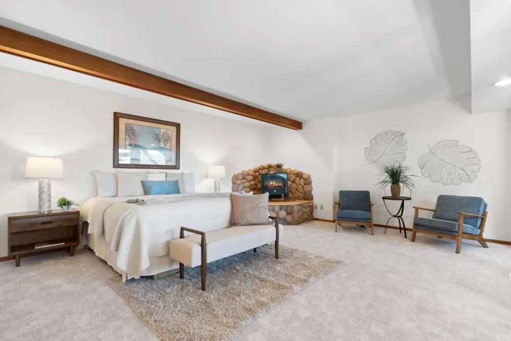 22650 E Cliff Drive Santa Cruz, CA 95062