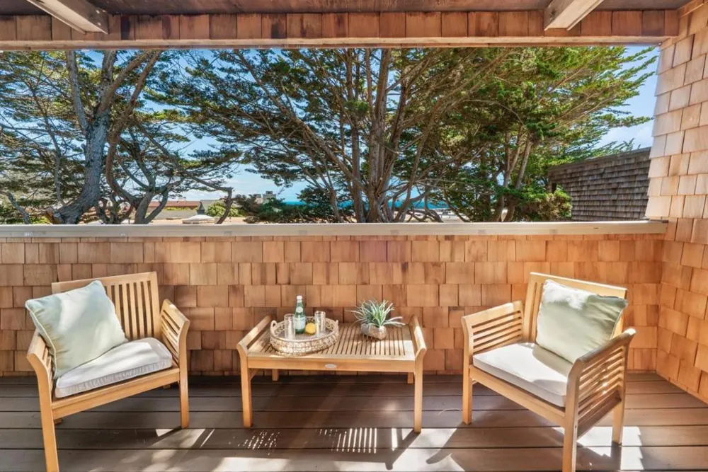 22650 E Cliff Drive Santa Cruz, CA 95062