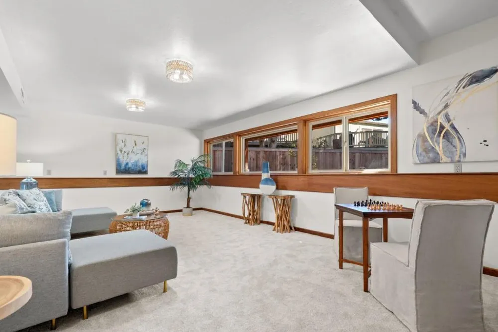 22650 E Cliff Drive Santa Cruz, CA 95062