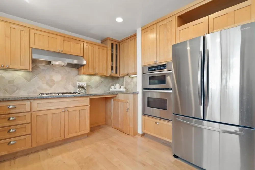 22650 E Cliff Drive Santa Cruz, CA 95062