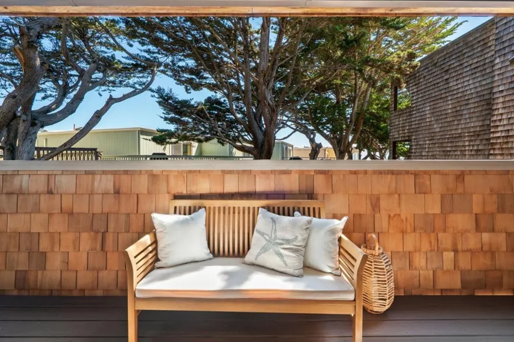 22650 E Cliff Drive Santa Cruz, CA 95062