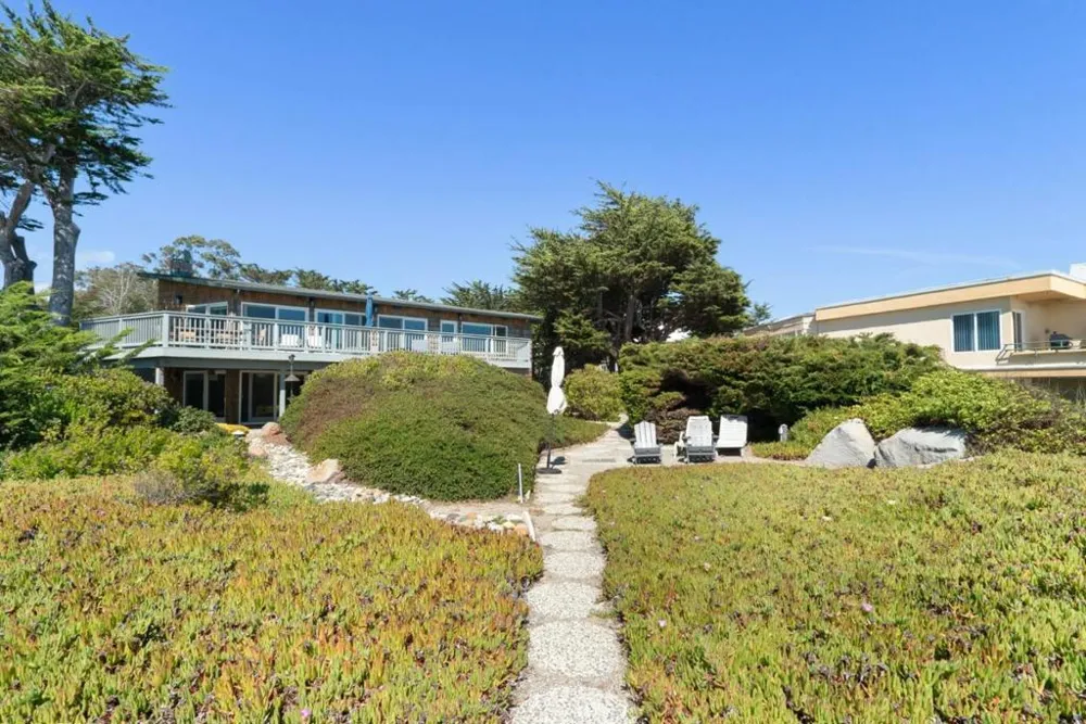 22650 E Cliff Drive Santa Cruz, CA 95062