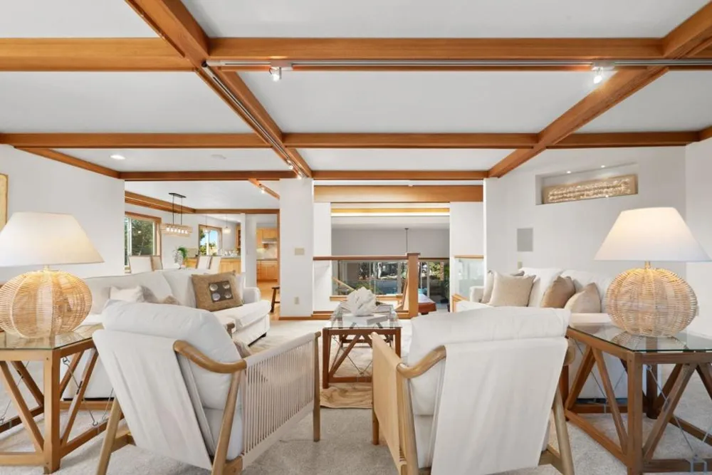 22650 E Cliff Drive Santa Cruz, CA 95062