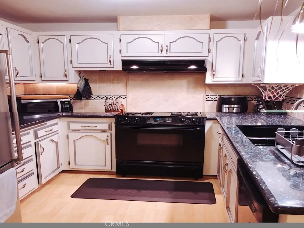 1245 S. 16th Street Grover Beach, CA 93433